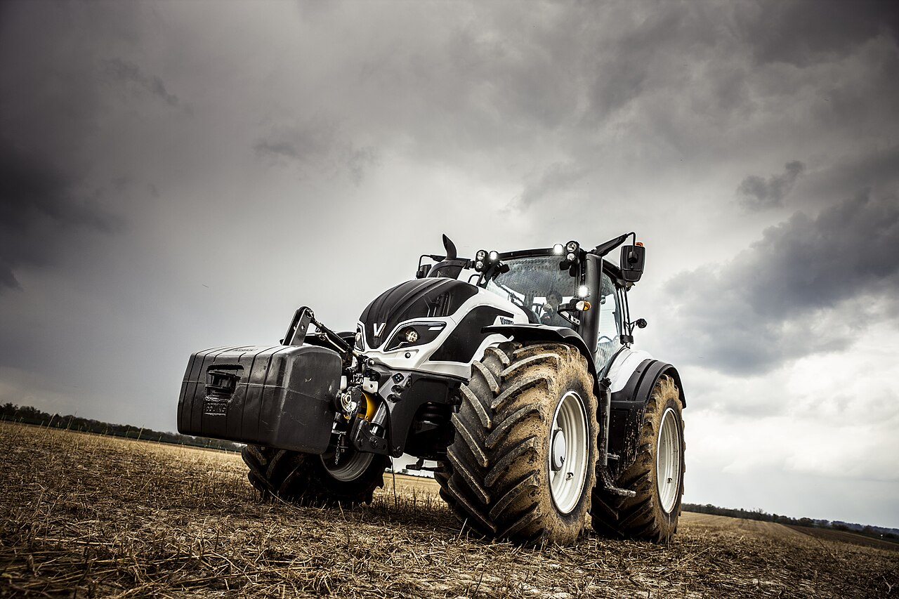 Valtra T series — финский трактор