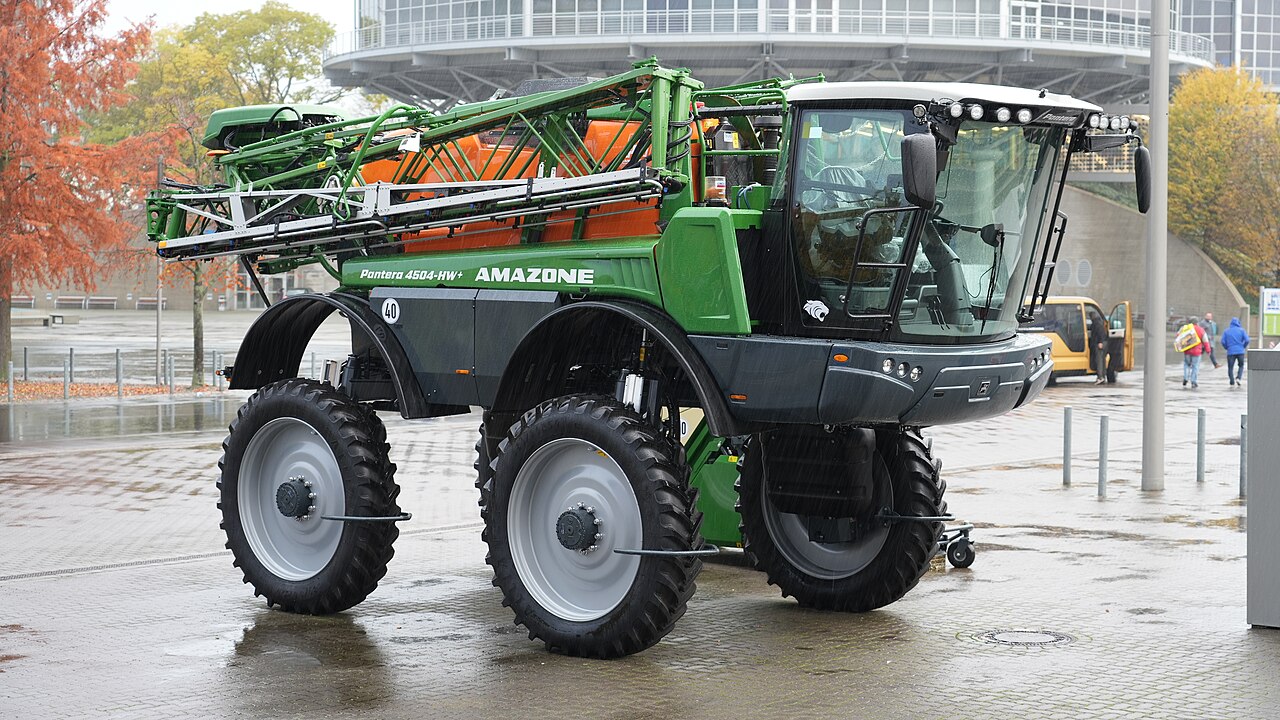 Amazone Pantera 4504 — самоходный опрыскиватель