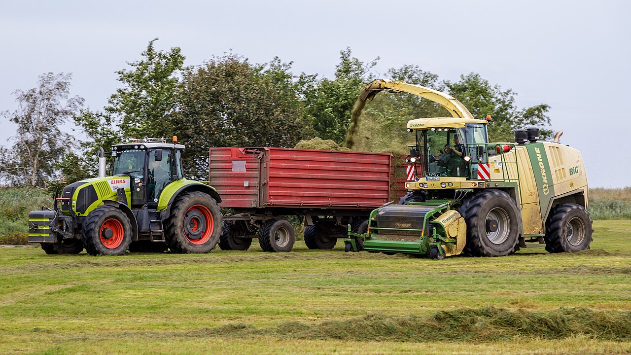 Krone BiG X — кормоуборочный комбайн