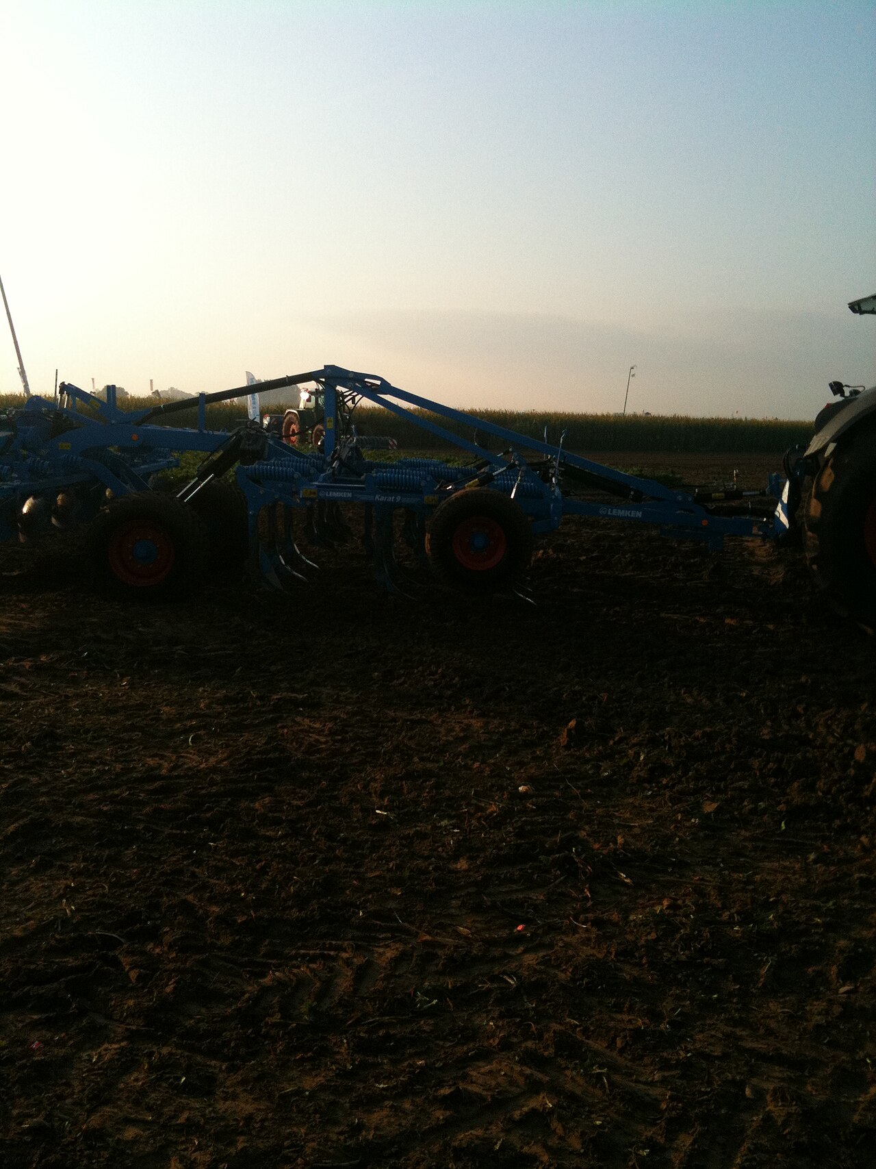 Культиватор LEMKEN Karat 9 — стойки, лапы, катки
