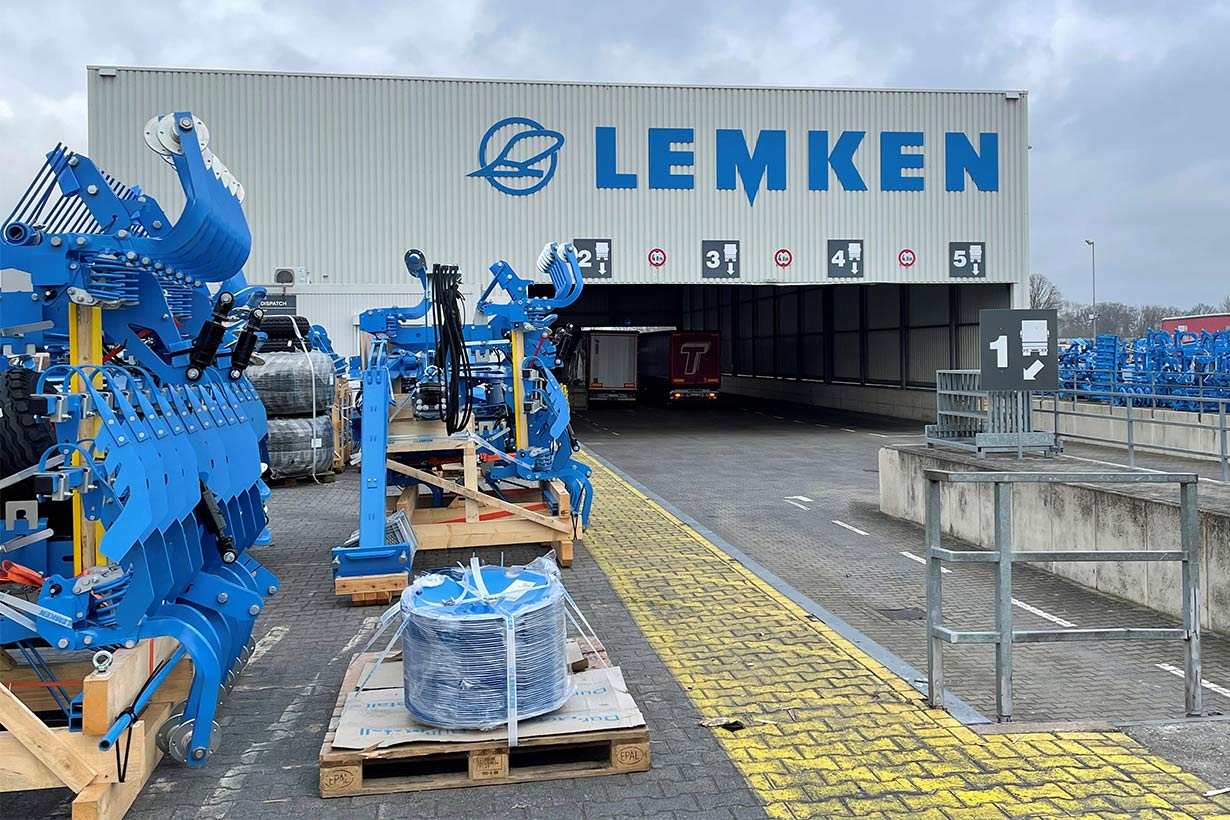 Завод LEMKEN в Альпене — отгрузка