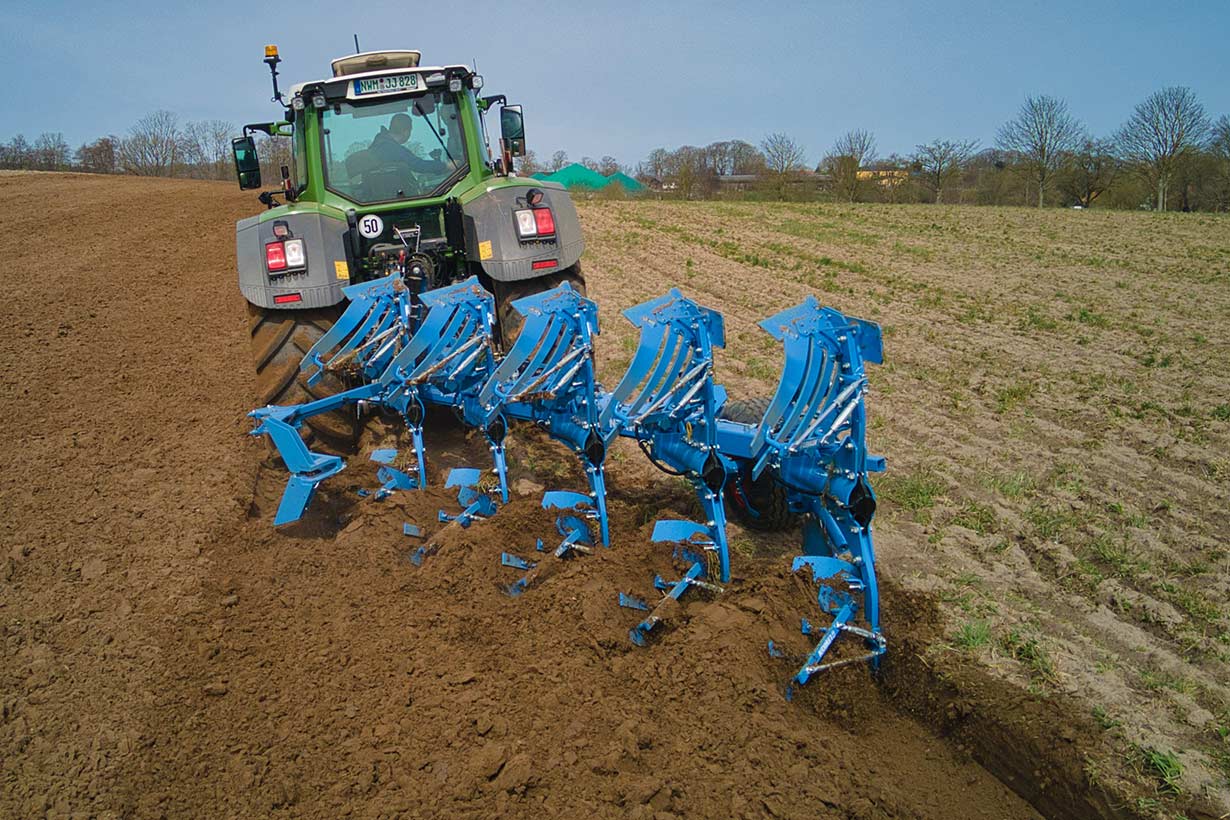 LEMKEN Juwel 8 — оборотный плуг